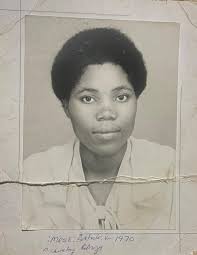 Does anyone have photos of Gloria Lay's flower terrace?