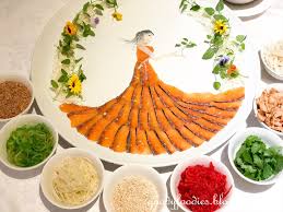 As per traditions of spring festival, yee sang is always included during chinese new year meals as it raise your chopsticks and let's toss to a generous tide of abundance for chinese new year 2019. Goodyfoodies Best Yee Sang In Kl For Chinese New Year 2019