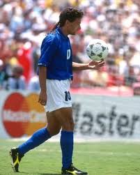She was the middle child of three in a rather strict catholic family. Roberto Baggio 10robertobaggio Twitter