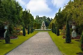 Many of london's gardens were once the estates of the royal family and the private domains of the very wealthy. Luxury Destination London
