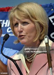 107 Maryland Gov Robert Ehrlich Stock Photos, High-Res Pictures, and Images 