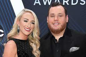 Luke combs wife ring (page 1) luke combs finds wedding planning 'overwhelming' luke combs is engaged to nicole hocking these pictures of this page are about:luke combs wife. Luke Combs Wife Reveals She Came Down With Covid It S Brutal