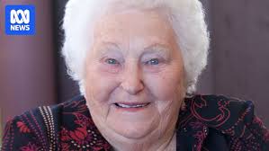 Aged care cuts to qualified staff putting lives at risk, family of woman in  septicaemia death say