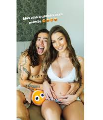 O filho do whindersson já nasceu? Whindersson Nunes Anuncia Que Vai Ser Pai Veja Fotos Com Beijo Na Barriga