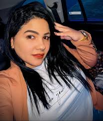 Cuando el amor es verdadero, el interés se nota: la distancia y el miedo no  importan, y arriesgar nunca es un problema. Porque lo importante no son los  tiempos, es la persona;