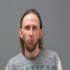 Charges: Mankato man threatened to chop off girlfriend's head with ax