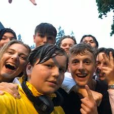 Low Res: músicas com letras e álbuns