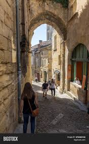 La station est implantée dans l'ancienne gare de marchandises de bercy, dans la partie qui accueillait les trains amenant les vins du sud de la france. St Emilion France Image Photo Free Trial Bigstock