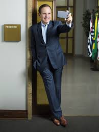 João agripino da costa doria júnior (born december 16, 1957) is a brazilian politician, businessman, journalist, and the current mayor of são paulo, brazil, 4 having succeeded fernando haddad on 1. Os Acertos E Os Erros De Doria Em Nove Meses De Gestao Veja Sao Paulo