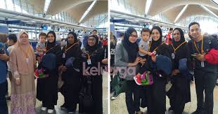 Zarina turut menyelar sikap artis baru yang bersikap tidak bercampur dengan orang lain. Zarina Zainuddin Bawa Anak Madu Tunai Umrah Bersama Minta Doakan Urusan Dipermudahkan Keluarga