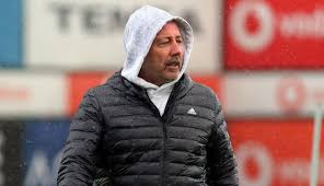 Sözleşme için tff'den tescil yanıtı bekleyen bjk, sergen yalçın'ın yeni teknik direktörleri olduğunu önümüzdeki saatlerde resmen açıklayacak. Besiktas Ta Sergen Yalcin Isyan Etti 4 Futbolcu Ile Ozel Gorusme