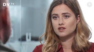 “Nemůžeme všem lidem říct, aby přestali kouřit. Tak jim aspoň dejme něco,  čím si škodí méně. Zdravotní hledisko je hezké, ale realita to není,” hájí  Robert Hrdlička z Komory elektronického kouření ...