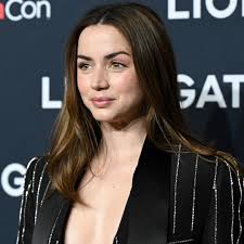 Eva Mendes Interview