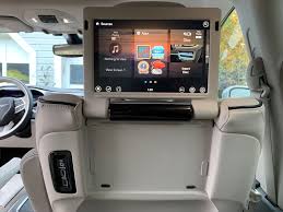 But, after speaking to friends who were driving the chrysler pacifica hybrid on the same routes, they had zero complaints. Review 2018 Chrysler Pacifica Hybrid Shows Off Solid Carplay Integration With Uconnect Infotainment System Applebase