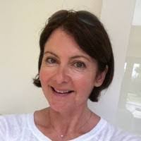 Karen Buswell's Instagram, Twitter & Facebook