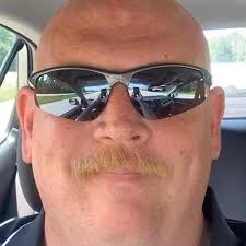 What are the best clear coats, gloss, and matt finishes to spray through an  airbrush?