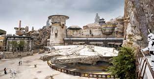 But for a quieter place to shop, head to disney store in disney village which also features droid factory and build your own lightsaber. Twijfels Over Komst Star Wars Gebied In Disneyland Paris Looopings Nl