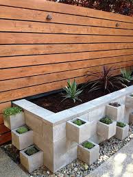 Concrete blocks are easy to salvage from random places: 20 Cool Ways To Use Cinder Blocks In The Garden Decor Home Ideas