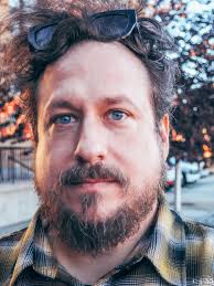 Hello🌱🌝 me and my good friend Arianna are in search of a living situation  for the winter in Taos. Preferably a long term house sitting gig starting  asap💛 just wanting a space