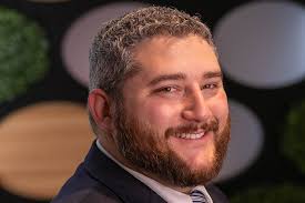 Matthew Suarez's Instagram, Twitter & Facebook