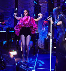 Rihanna turned 32 yesterday and although she's usually busy running fashion and beauty empires (not forgetting working on her new album), she. Inside Rihanna S Wild 30th Birthday Party In Nyc