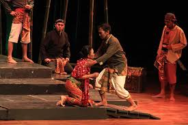 Seni tari bisa berupa tari tradisional atau tari modern. 15 Teater Modern Indonesia Terbaik Yang Wajib Kamu Ketahui