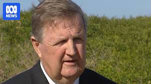 Keating, Carr asked to heal NSW Labor