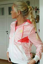 Pin By Suzy On Sportwear Sporty Ponytail Volleyball Hairstyles Sporty Hairstyles