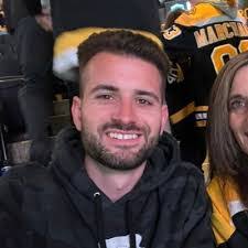 Brandon Lamp's Instagram, Twitter & Facebook