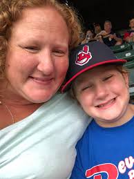 Laura Kish (@laura2543)