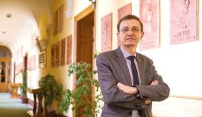 Published on jul 19, 2009. Istoricul Ioan Aurel Pop Invitat La Intalnirile Spectactor Cuvantul LibertÄÅ£ii