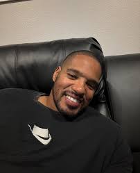 A birthday is a new beginning and the first day of another lovely year. A  year of possibilities as endless as the sky, and a chance to meet the  challenges in everything