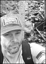 Thomas Stickney's Instagram, Twitter & Facebook