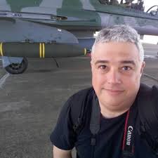 Leandro Casella (@leandrocasella)