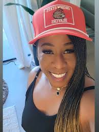 KAMI JEFF-SMITH (@kamismithsoldit) • Instagram photos and videos