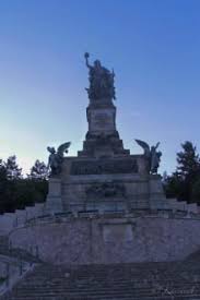 Germania seit der antike gilt die germania als symbol für die germanischen völker. Germania Denkmal Bild Niederwalddenkmal In Rudesheim Am Rhein