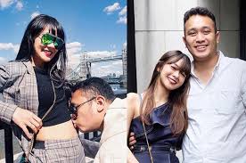 Gilang dirgahari adalah seorang pembawa acara, aktor, dan pelawak berkebangsaan indonesia. Usai Duka Alami Dua Kali Keguguran Paranormal Kondang Ini Beri Peringatan Godaan Orang Ketiga Dalam Rumah Tangga Gilang Dirga Ada Apa Semua Halaman Nakita