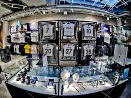 In addition to the basic facts, you can find the address of the stadium, access information, special features, prices in the stadium and. Tottenham Hotspur Stadium Tour Spurs Fc Only By Land