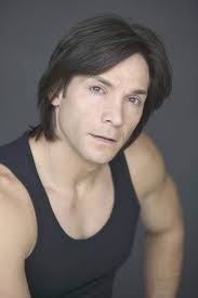 Gary Unmarried" Gary Hooks Up Allison (TV Episode 2009)