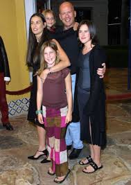 The family posed in front of a woodsy backdrop with fallen leaves the three pictures shared by heming willis. Bruce Willis Lifestyle Height Wiki Net Worth Income Salary Cars Favorites Affairs Awards Family Facts Biography Topplanetinfo Com Entertainment Technology Health Business More