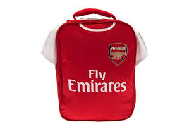 Find the perfect arsenal fc kit stock photos and editorial news pictures from getty images. Arsenal Fc Kit Lunch Bag Red White 29 X 24 X 7cm Matt Blatt