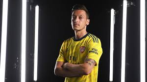 Talking tactics playing ozil can make arsenal feel at home. Thank You Mesut The Best Of Ozil Compilation Youtube