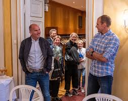 In such page, we additionally have number of images out there. Sport Drammen Her Blir Fredrik Overrasket Av Olaf Tufte Joss Hva Er Det Som Skjer Her