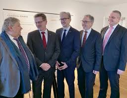 Последние твиты от oberlinhaus (@oberlinhaus). Alexianer Und Oberlinhaus Planen Zusammenschluss Christliche Kliniken Potsdam