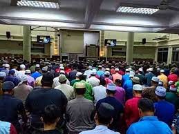 Sholat, salah satu tiang agama. Lebih 600 Jemaah Tunai Solat Subuh Setiap Hari