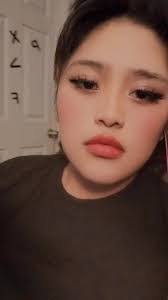 Kimberly Mate's Instagram, Twitter & Facebook