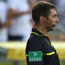 Hazard/alexis sanchez luke shaw/harry kane dries mertens/ jan vertonghen kevin de bruyne/eden hazard james rodriguez/toni kroos toby alderweireld/vincent janssen. Hannover 96 Gegen Fc Bayern Munchen Buhmann Kunsleben Widerspricht Heynckes Fussball