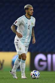 After winning the copa america argentina 🇦🇷🏆 leandro paredes home and had fun with his wife and son Leandro Paredes De Las Criticas En La Seleccion A Un Bano De Realidad A Su Posible Vuelta A Boca Tyc Sports