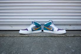 Air Jordan I Mighty Ducks Jpcustomkicks Com Air Jordans Jordans Air Jordan Sneaker