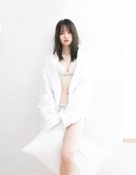 山本舞香のパンチラ＆水着姿！黒帯女優の抜けるエロ画像377枚